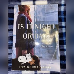 A book called is it night or day